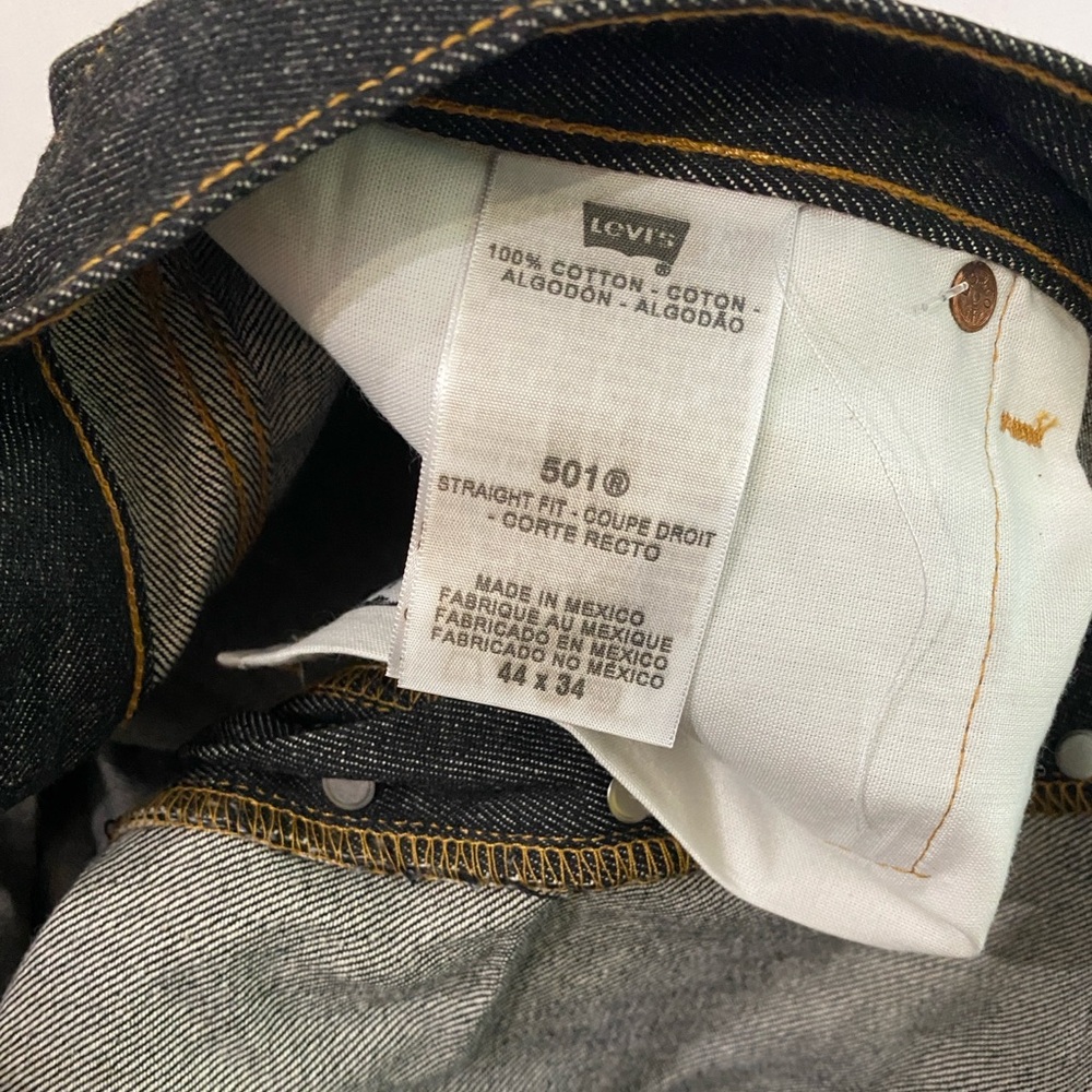 🆕 LEVI’S 501 Shrink-to-Fit Black Wash Straight Leg Button-Fly Denim Jeans 44/34 - Picture 3 of 11